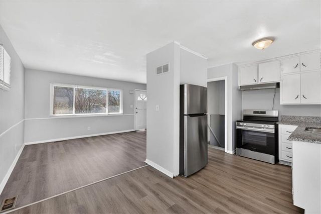 4302-4 NW 56 Street, Kansas City, MO 64151