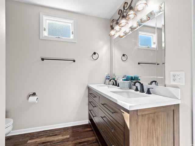 5215 Keswick Lane, Fort Wayne, IN 46835