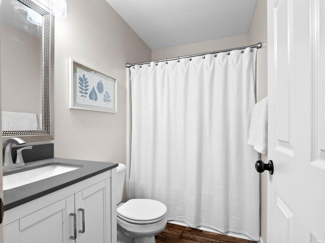 5215 Keswick Lane, Fort Wayne, IN 46835