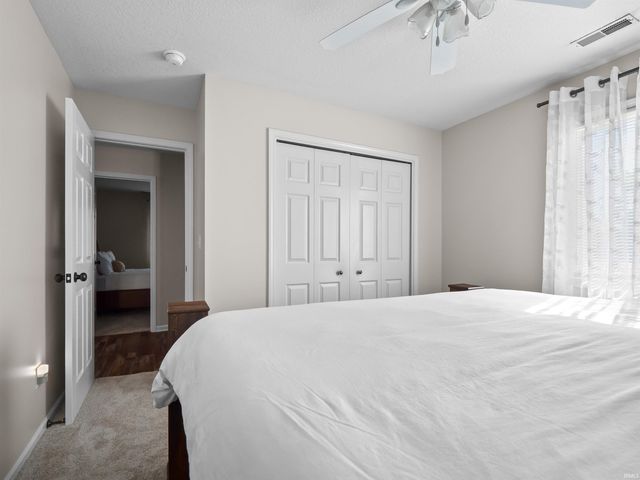 5215 Keswick Lane, Fort Wayne, IN 46835
