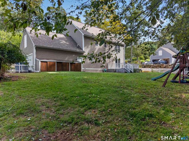 589 Town Street, East Haddam, CT 06423