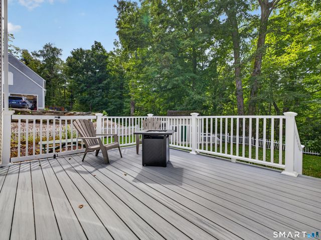 589 Town Street, East Haddam, CT 06423