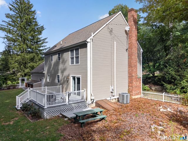 589 Town Street, East Haddam, CT 06423