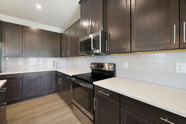 733 Lipizanner Ln, Smyrna, TN 37167