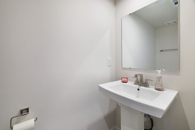 733 Lipizanner Ln, Smyrna, TN 37167