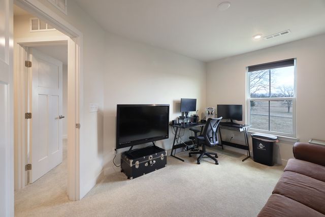 733 Lipizanner Ln, Smyrna, TN 37167