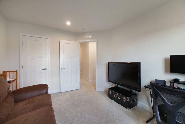 733 Lipizanner Ln, Smyrna, TN 37167