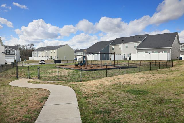 733 Lipizanner Ln, Smyrna, TN 37167