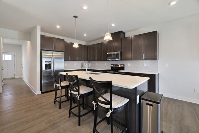 733 Lipizanner Ln, Smyrna, TN 37167