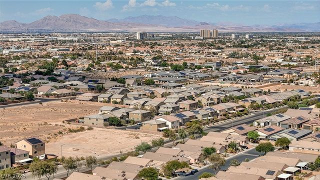 5774 Sierra Medina Avenue, Las Vegas, NV 89139