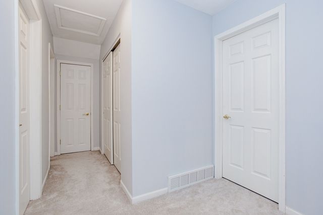 938 Aberdeen Drive, Crystal Lake, IL 60014