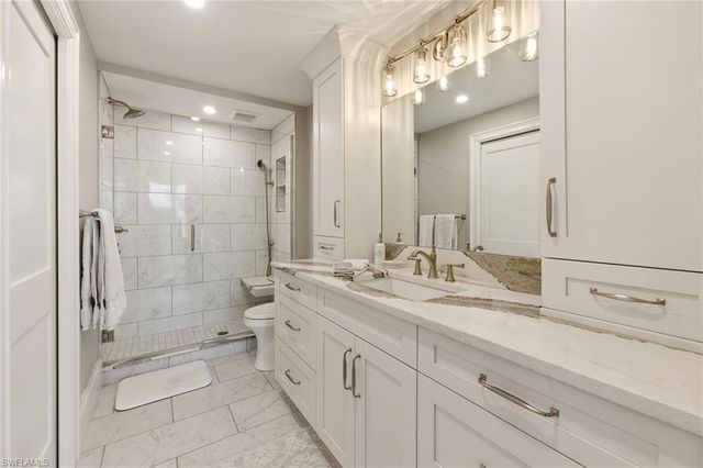 10420 Gulf Shore DR 161, Naples, FL 34108