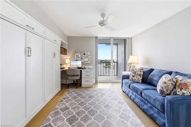 10420 Gulf Shore DR 161, Naples, FL 34108