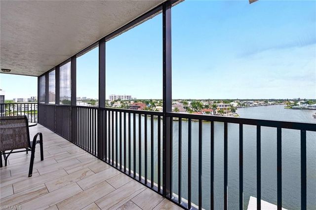 10420 Gulf Shore DR 161, Naples, FL 34108