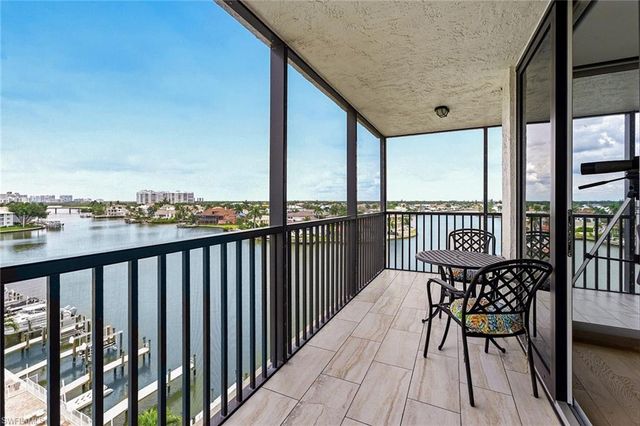 10420 Gulf Shore DR 161, Naples, FL 34108