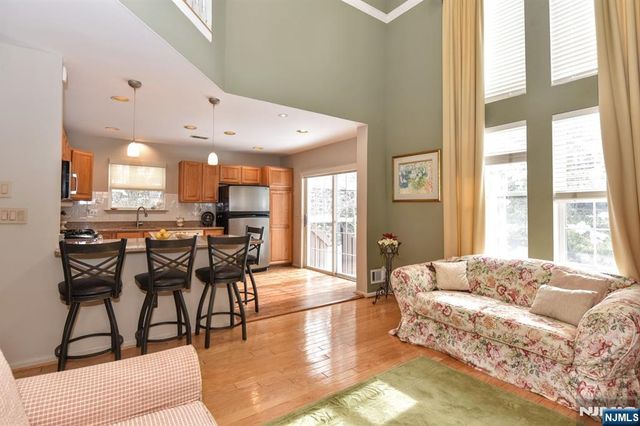 473 Mahogany Court 473, Mahwah, NJ 07430