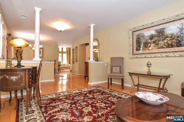 473 Mahogany Court 473, Mahwah, NJ 07430