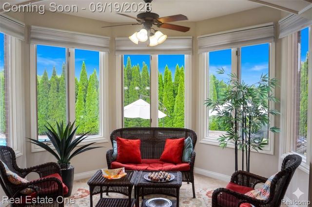 1576 Galena, Rochester Hills, MI 48306
