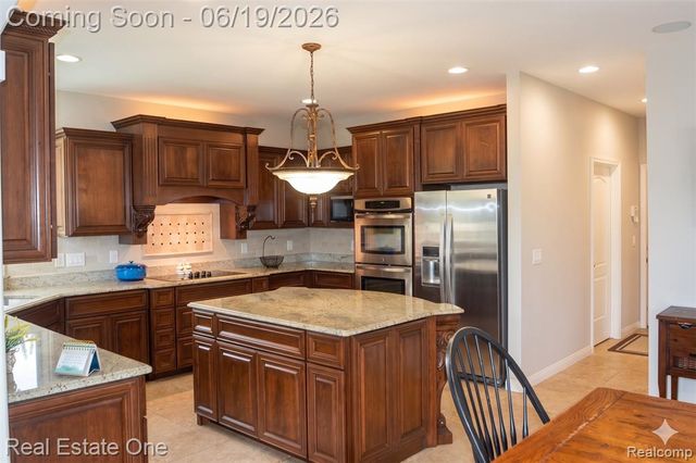 1576 Galena, Rochester Hills, MI 48306