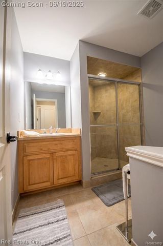 1576 Galena, Rochester Hills, MI 48306