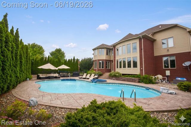 1576 Galena, Rochester Hills, MI 48306