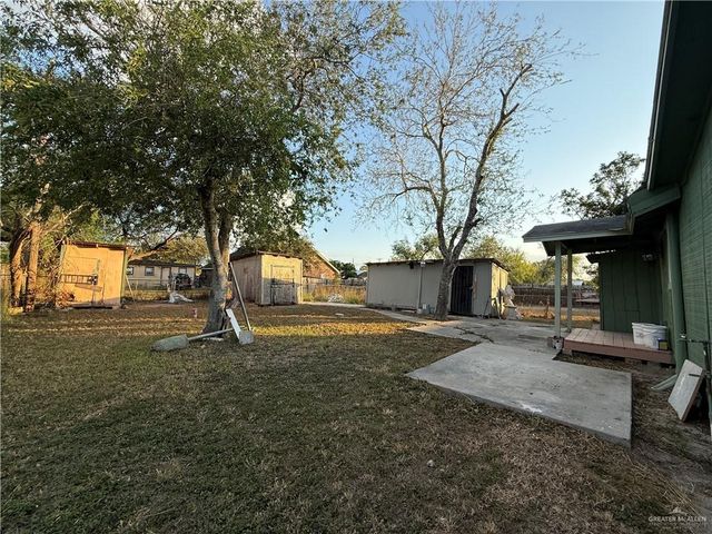 1009 S Dakota Street, Harlingen, TX 78552