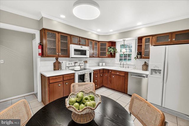 15016 TIMBERLAKE DR, Silver Spring, MD 20905