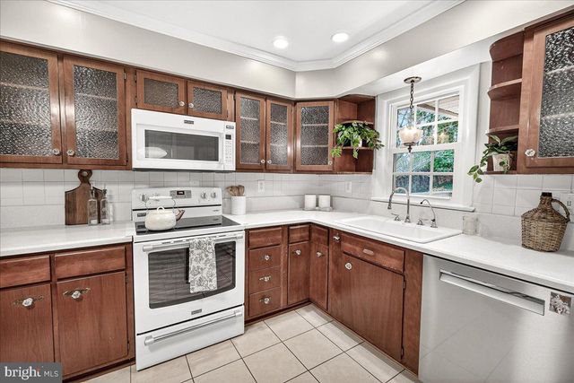 15016 TIMBERLAKE DR, Silver Spring, MD 20905