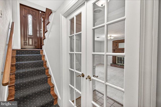 15016 TIMBERLAKE DR, Silver Spring, MD 20905