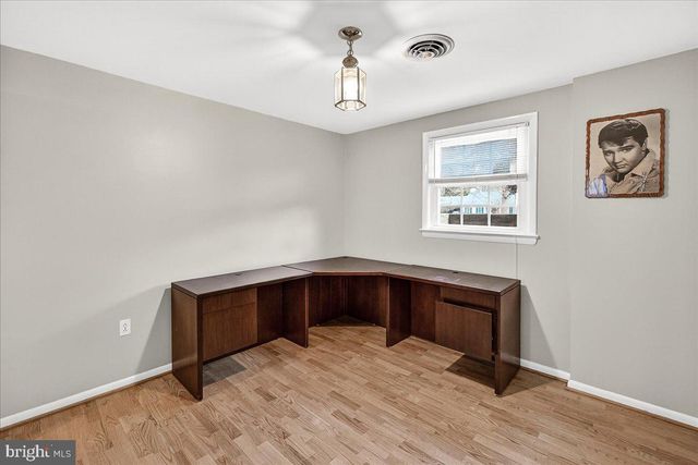 15016 TIMBERLAKE DR, Silver Spring, MD 20905