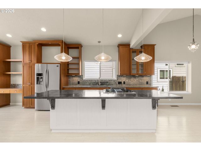 1464 Ne 87TH Ave, Hillsboro, OR 97006