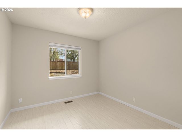 1464 Ne 87TH Ave, Hillsboro, OR 97006