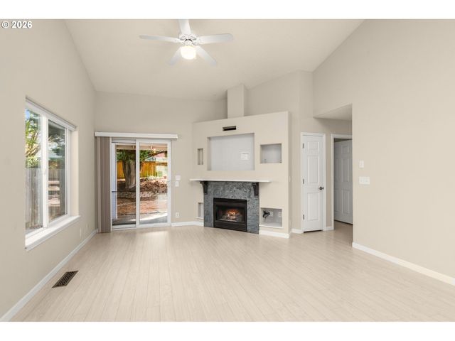 1464 Ne 87TH Ave, Hillsboro, OR 97006