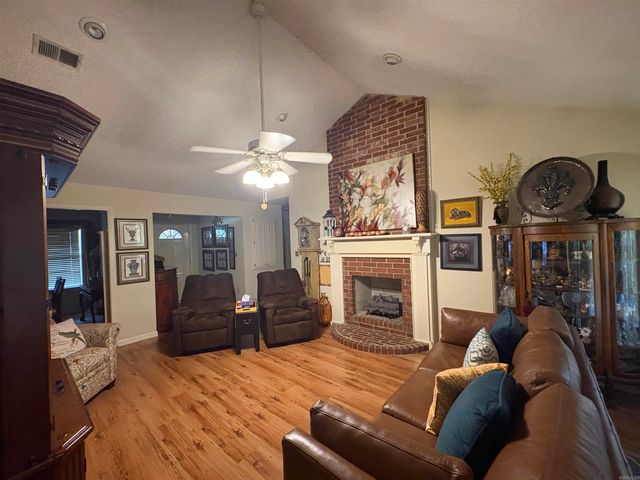 102 Live Oak Drive, Searcy, AR 72143