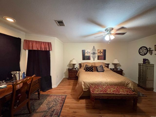 102 Live Oak Drive, Searcy, AR 72143