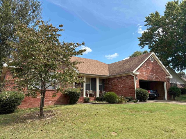 102 Live Oak Drive, Searcy, AR 72143