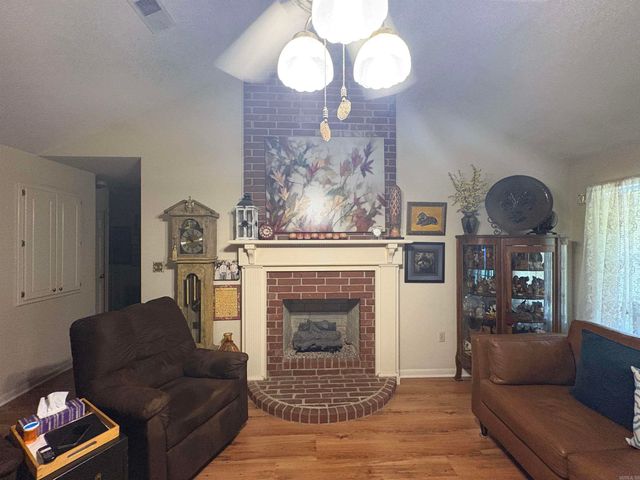 102 Live Oak Drive, Searcy, AR 72143