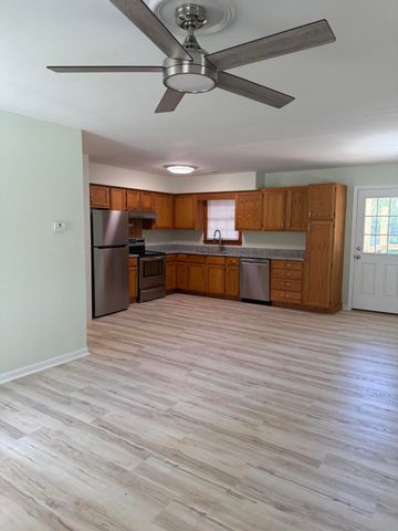 204 Oakdale Drive, Summerville, SC 29483