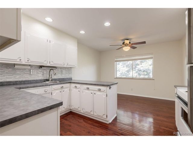 2205 S Holly St 5, Denver, CO 80222