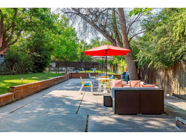 2205 S Holly St 5, Denver, CO 80222