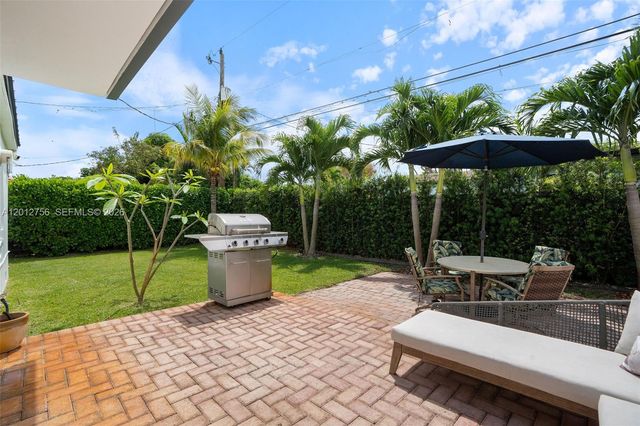 4370 SW 11th St, Miami, FL 33134