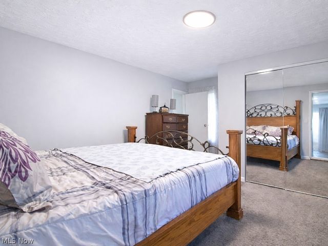 33850 Beachpark Drive, Eastlake, OH 44095
