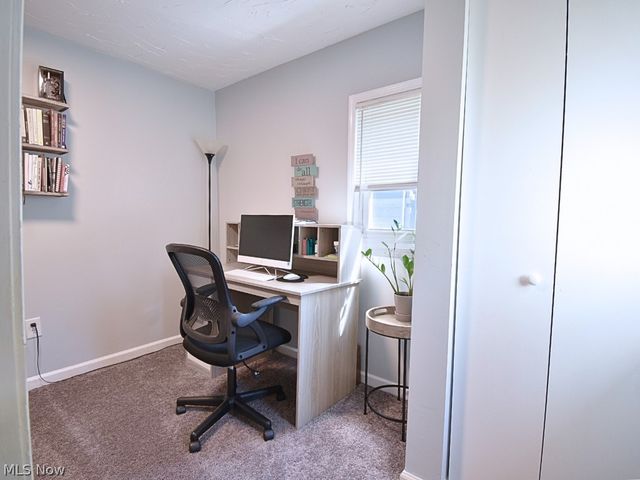 33850 Beachpark Drive, Eastlake, OH 44095