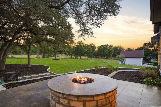 347 Curvatura, New Braunfels, TX 78132