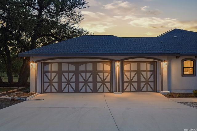 347 Curvatura, New Braunfels, TX 78132