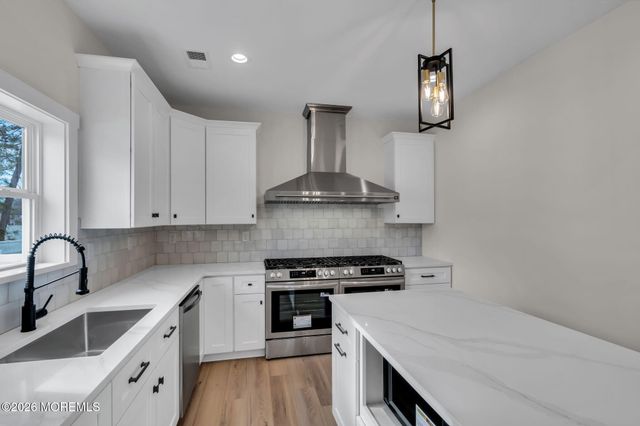 1308 12th Avenue, Toms River, NJ 08757