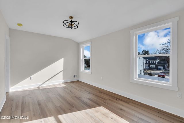 1308 12th Avenue, Toms River, NJ 08757