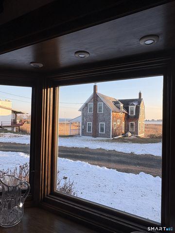 21 Fenwick Street, Old Saybrook, CT 06475