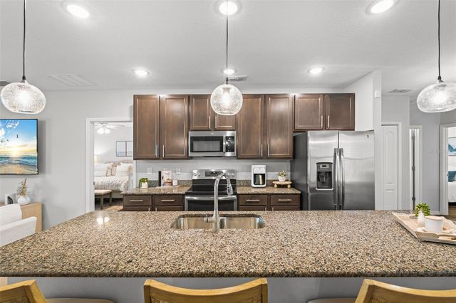 4722 LINDEVER LANE, Palmetto, FL 34221
