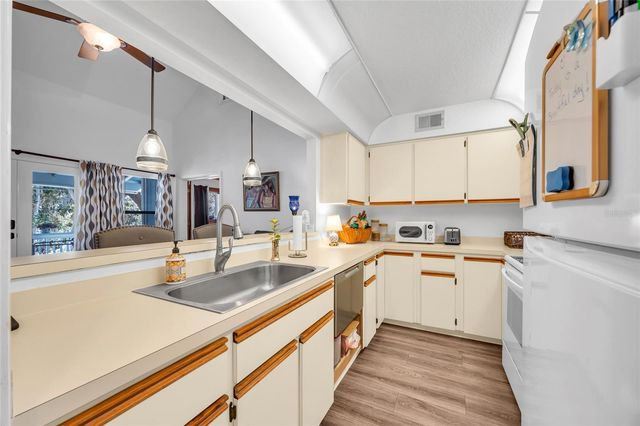 1217 EDGEWOOD RANCH ROAD, Orlando, FL 32835